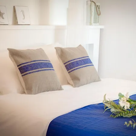 Blue Santorini Apartment *