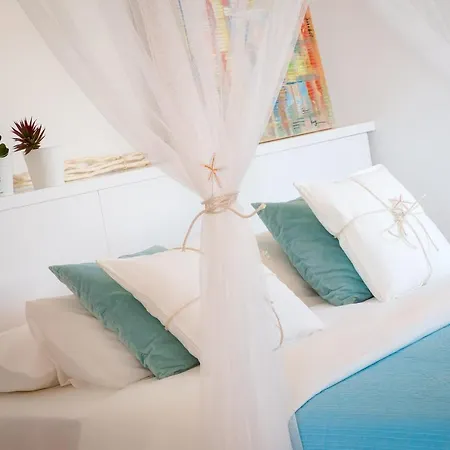 Blue Santorini *